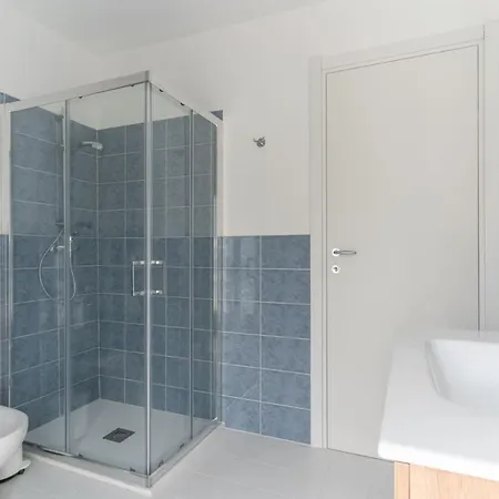 The Rent - Comfortable Near S Ambrogio Διαμέρισμα